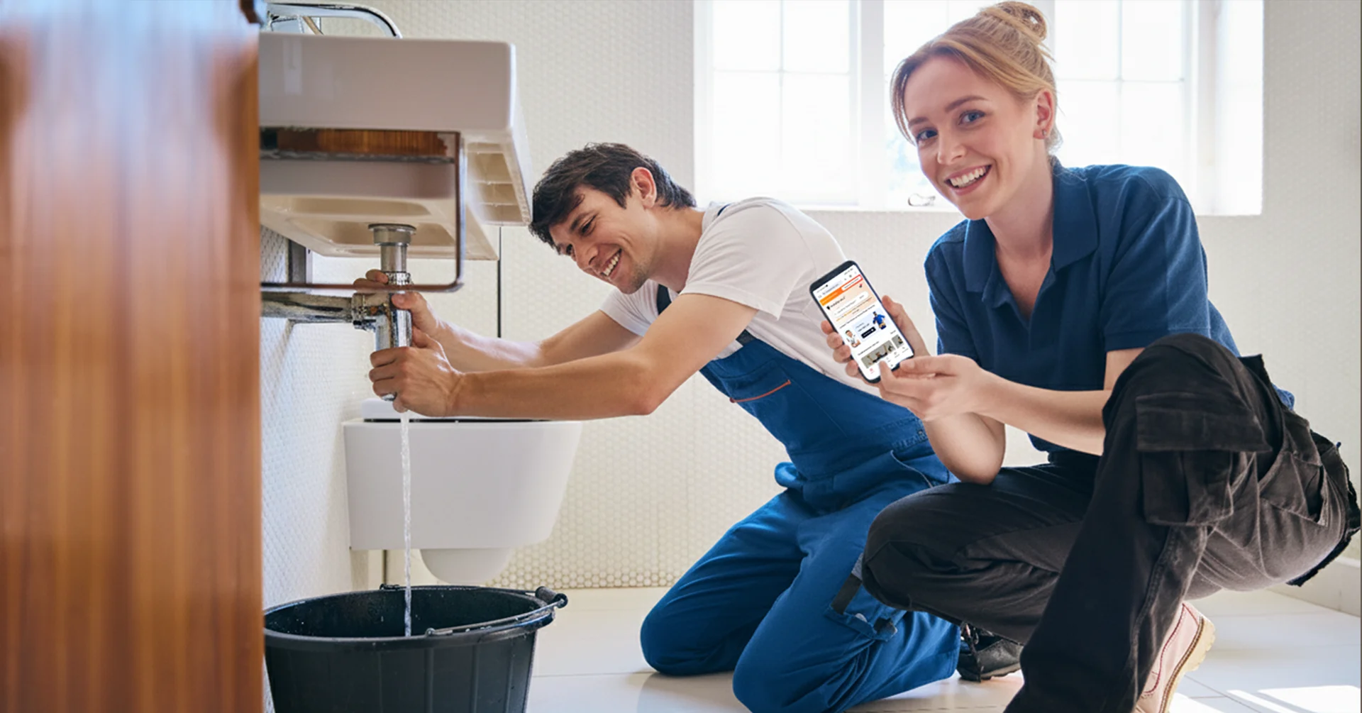 Who Provides Emergency Plumbing Repair Services with Online Booking?